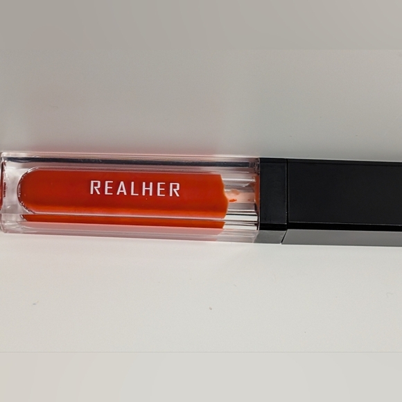 RealHer Long Lasting Lip Gloss Fiery (New) - Picture 4 of 4